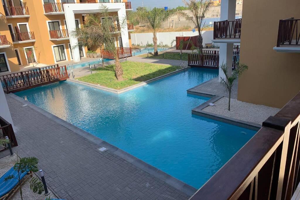Forest View Luxury Apartment In 3Mins Walk To Beach Pool View Wifi Kololi Exteriör bild